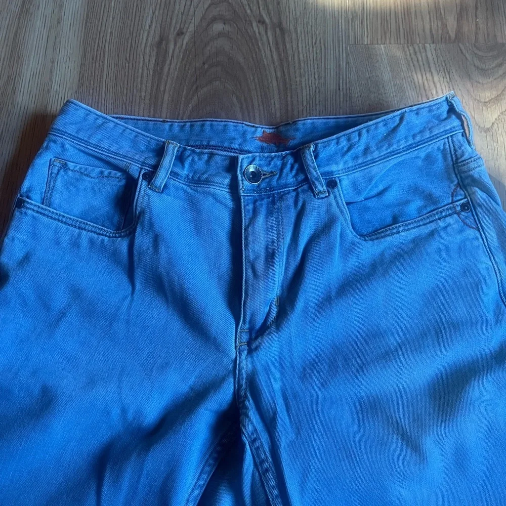 Tommy Bahama Relaxed Fit Blue Jeans - Picture 4 of 9